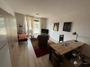 Pronájem bytu 1+kk, Praha - Hloubětín, Za černým mostem, 41 m2