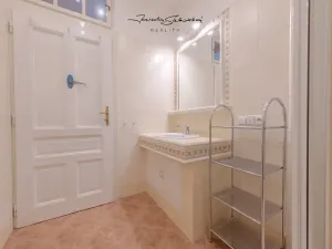 Pronájem pokoje, Olomouc, Žilinská, 108 m2