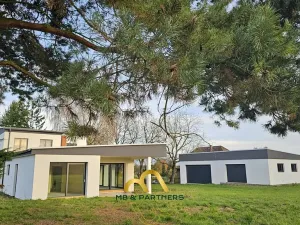 Prodej rodinného domu, Doubravička, 195 m2