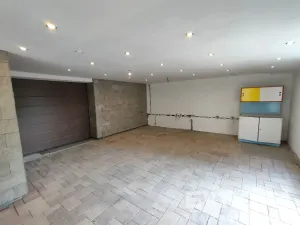 Prodej komerční nemovitosti, Uhlířské Janovice, Kolínská, 495 m2