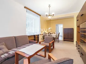 Pronájem bytu 2+1, Praha - Suchdol, Kamýcká, 56 m2