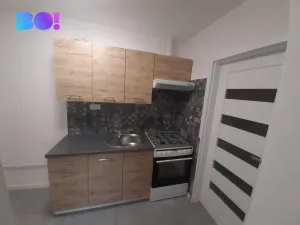 Pronájem bytu 2+1, Český Těšín, náměstí ČSA, 34 m2