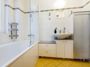 Pronájem bytu 3+1, Praha - Holešovice, Jateční, 89 m2