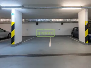 Prodej garážového stání, Praha, náměstí Přátelství, 25 m2