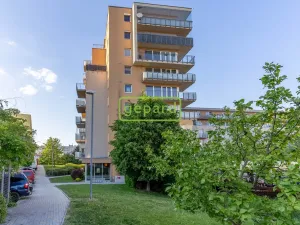 Prodej garážového stání, Praha, náměstí Přátelství, 25 m2