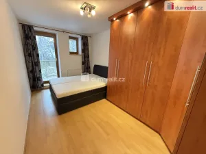 Pronájem bytu 2+kk, Praha - Břevnov, Hošťálkova, 56 m2