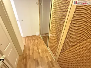 Pronájem bytu 2+kk, Praha - Břevnov, Hošťálkova, 56 m2