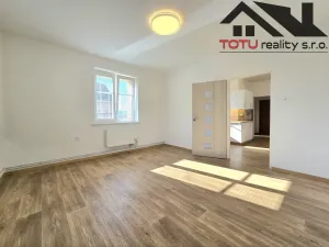 Pronájem bytu 2+kk, Jaroměř, 45 m2