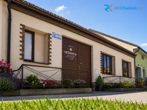 Prodej rodinného domu, Moravská Nová Ves, Pod Kostelem, 275 m2