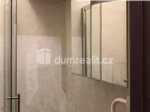 Pronájem bytu 2+1, Praha, Na Petřinách, 54 m2