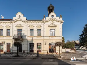 Prodej vícegeneračního domu, Lázně Bělohrad, Lázeňská, 529 m2