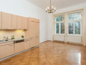 Pronájem bytu 4+1, Praha - Staré Město, Martinská, 180 m2