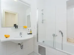 Pronájem kanceláře, Praha - Staré Město, Martinská, 180 m2