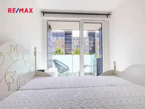 Pronájem bytu 2+kk, Praha - Stodůlky, Petržílkova, 53 m2