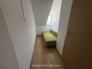Pronájem bytu 3+kk, Znojmo, Vídeňská třída, 85 m2