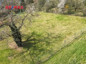 Prodej pozemku pro bydlení, Praha - Lochkov, 1550 m2