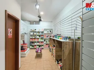 Pronájem obchodního prostoru, Slaný, Husova, 88 m2