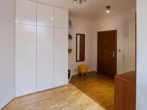 Pronájem bytu 2+kk, Praha - Podolí, Nedvědovo náměstí, 105 m2