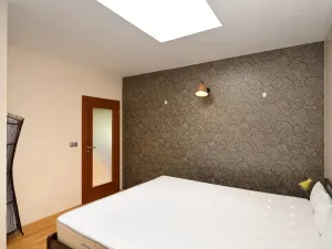 Pronájem bytu 2+kk, Praha - Podolí, Nedvědovo náměstí, 105 m2