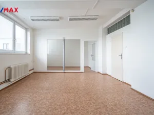 Pronájem kanceláře, Brno, Selská, 66 m2