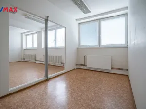 Pronájem kanceláře, Brno, Selská, 66 m2