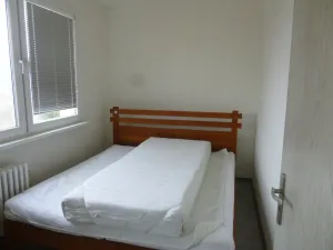 Pronájem bytu 2+1, Děčín - Děčín VI-Letná, Školní, 50 m2