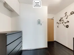 Pronájem bytu 1+kk, Praha - Žižkov, Pitterova, 47 m2