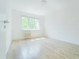 Pronájem bytu 3+kk, Kladno, Bělehradská, 53 m2