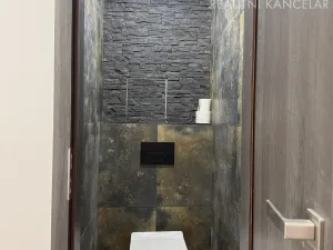 Pronájem bytu 2+kk, Králův Dvůr, Nad Stadionem, 40 m2