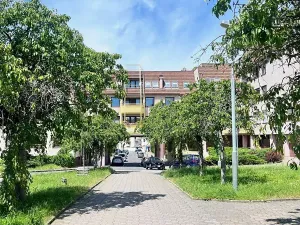 Pronájem bytu 2+kk, Praha - Vokovice, Ke dvoru, 49 m2