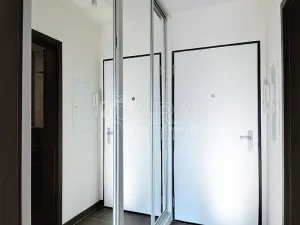 Pronájem bytu 1+kk, Praha - Jinonice, Barvitiova, 38 m2