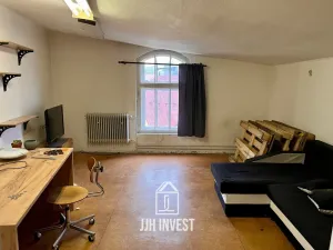 Pronájem bytu 1+1, Liberec - Liberec III-Jeřáb, 1. máje, 20 m2