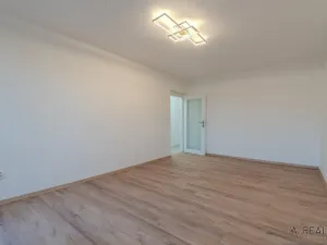 Pronájem bytu 2+1, Ostrava, Zelená, 57 m2