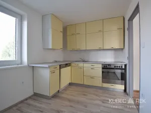 Pronájem bytu 2+1, Tábor, Zavadilská, 60 m2