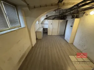 Pronájem komerční nemovitosti, Pelhřimov, Svatovítské náměstí, 144 m2