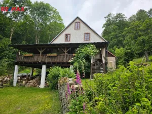Prodej chalupy, Stráž nad Ohří - Srní, 300 m2