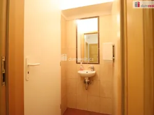 Pronájem komerční nemovitosti, Karlovy Vary - Rybáře, Severní, 84 m2