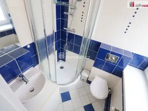 Pronájem komerční nemovitosti, Karlovy Vary - Rybáře, Severní, 84 m2