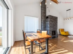 Prodej rodinného domu, Lhota, 207 m2