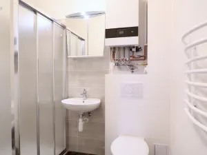 Pronájem bytu 2+kk, Hradec Králové, Dlouhá, 36 m2