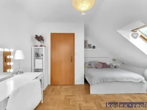 Prodej rodinného domu, Vysoká nad Labem, 263 m2