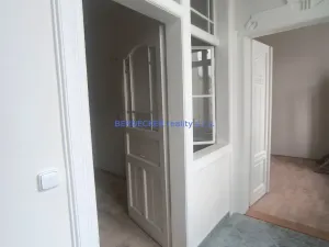 Pronájem bytu 2+1, Hradec Králové, Tylovo nábřeží, 68 m2