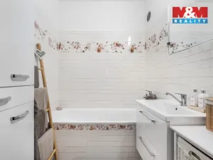 Prodej bytu 4+1, Doksy, Sochorova, 86 m2