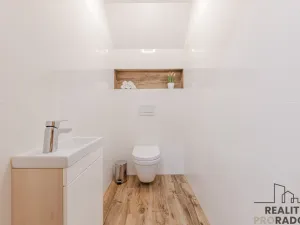 Prodej obchodního prostoru, Jeseník, nám. Svobody, 356 m2