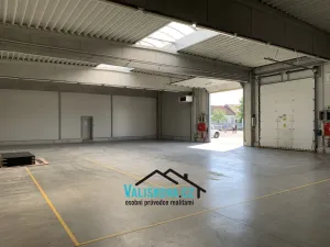 Pronájem skladu, Kroměříž, 400 m2