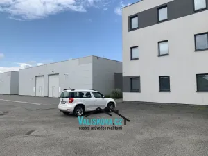 Pronájem skladu, Kroměříž, 400 m2