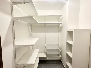 Pronájem bytu 2+kk, Praha, Bermanova, 45 m2