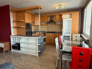 Pronájem bytu 3+1, Pardubice, kpt. Bartoše, 71 m2