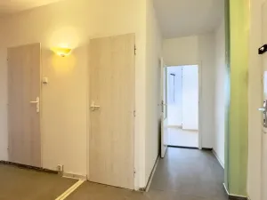 Prodej bytu 3+1, Cvikov - Cvikov II, Sídliště, 68 m2