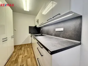 Pronájem bytu 3+1, Praha - Letňany, Ostravská, 75 m2